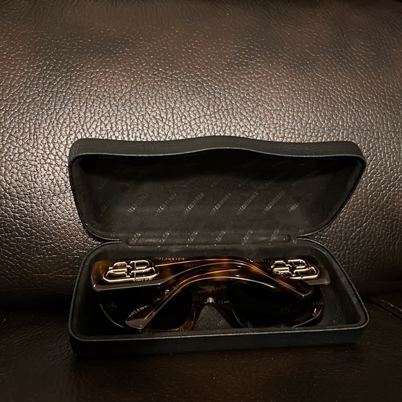 Balenciaga women’s BB logo monogram BB0069S square frame sunglass NEW - Picture 13 of 14